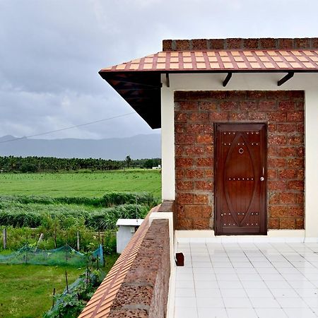Lakshmi Illam Near Isha Yoga Adiyogi Apartment Alandurai Exterior photo